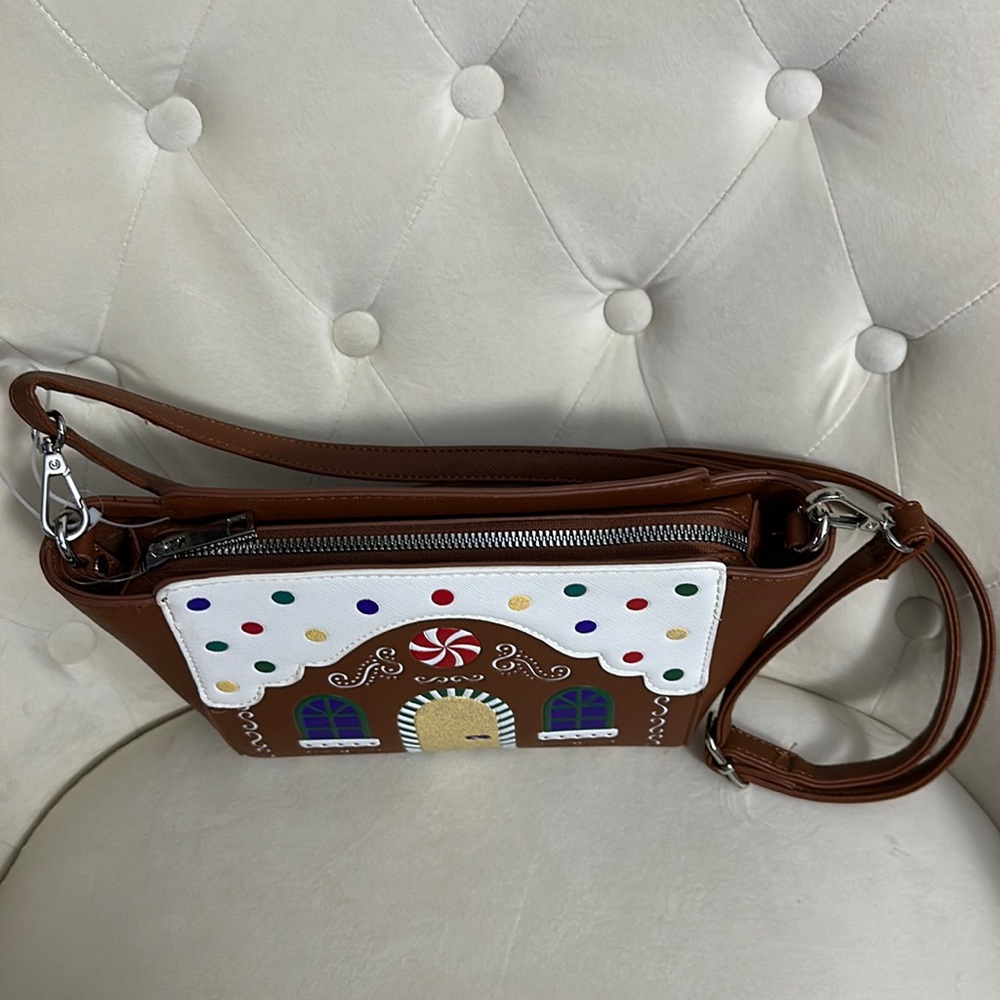 Gingerbread house crossbody bag - Picture 2 of 5